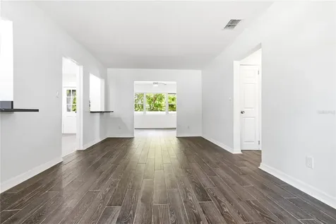 10 S Orion Avenue Clearwater FL 33765