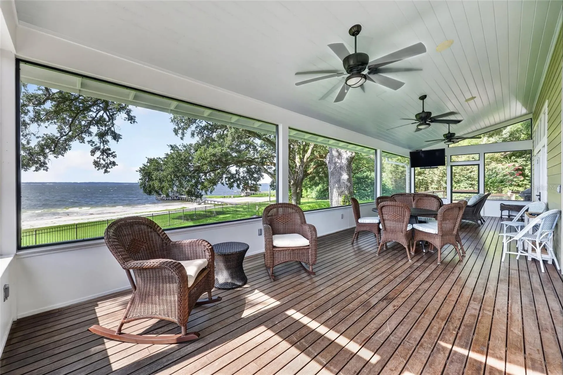 12950 E Highway 25 Ocklawaha FL 32179