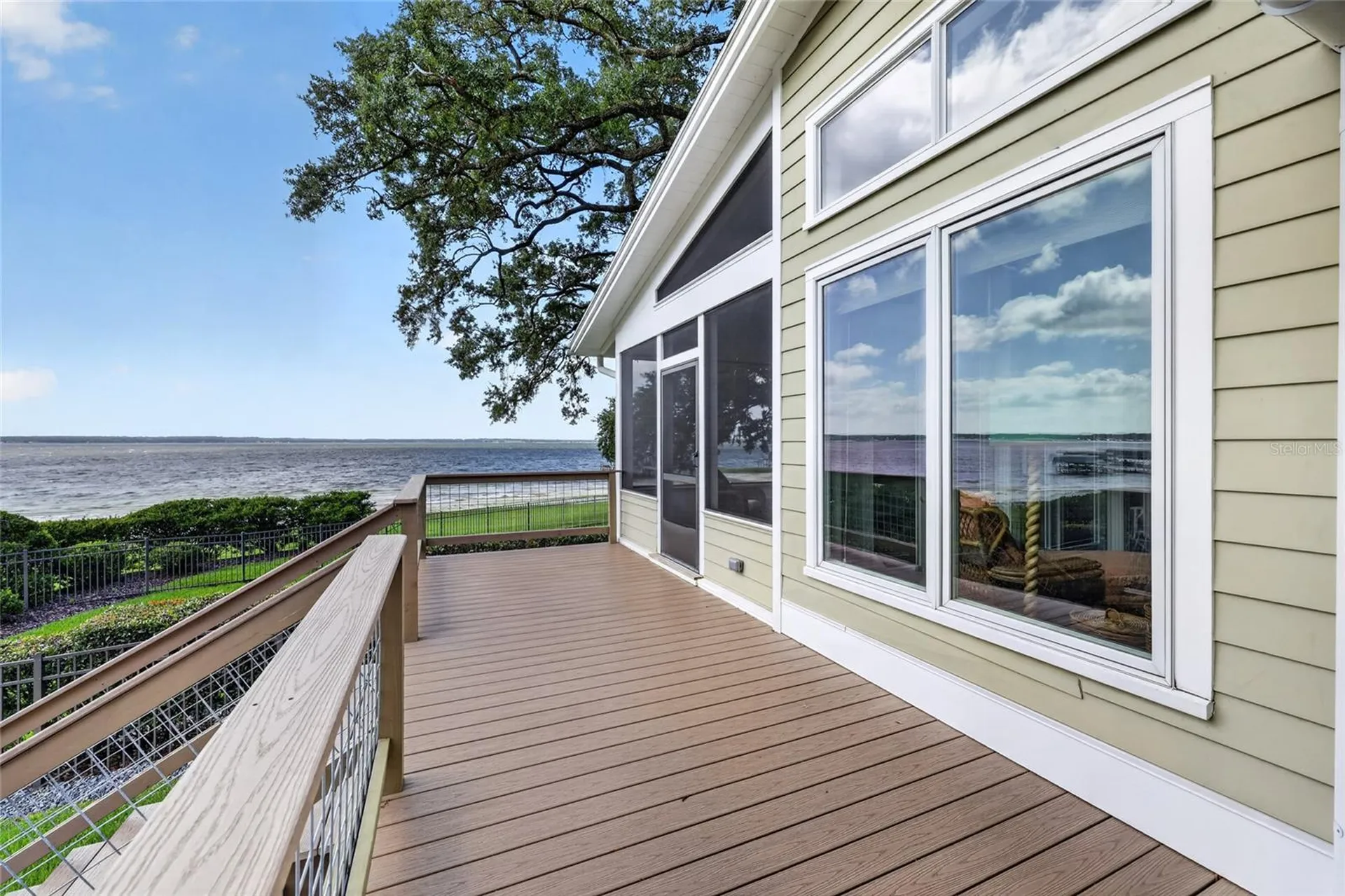 12950 E Highway 25 Ocklawaha FL 32179