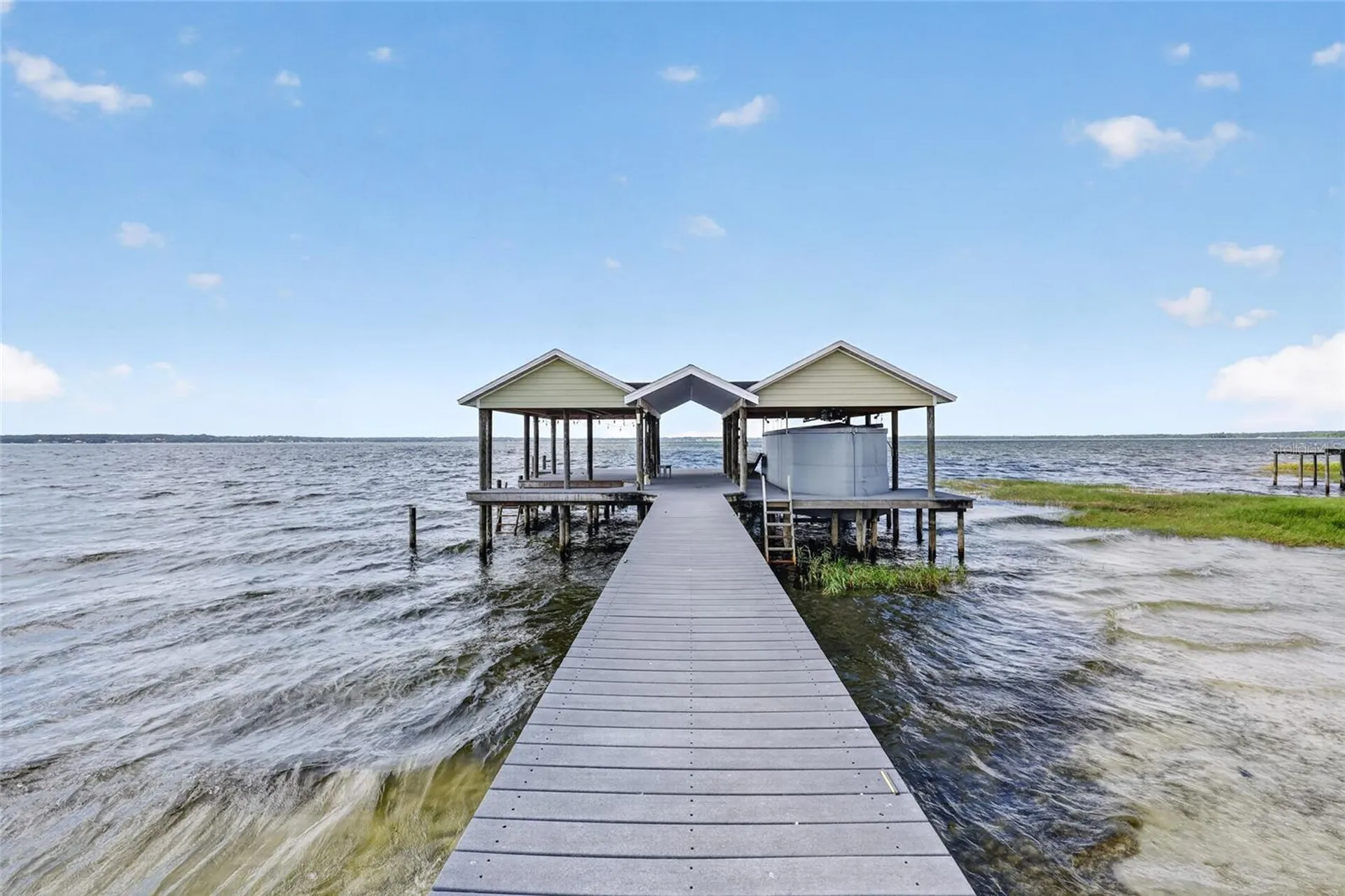 12950 E Highway 25 Ocklawaha FL 32179