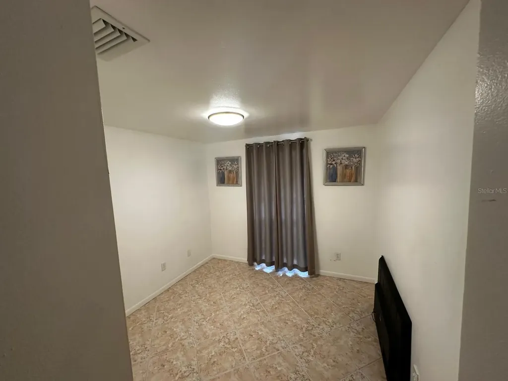 16004 Saddle Creek Drive Tampa FL 33618
