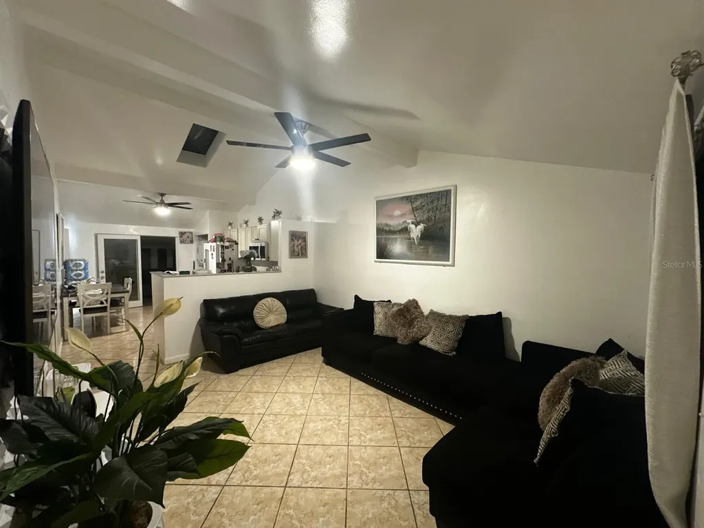 16004 Saddle Creek Drive Tampa FL 33618