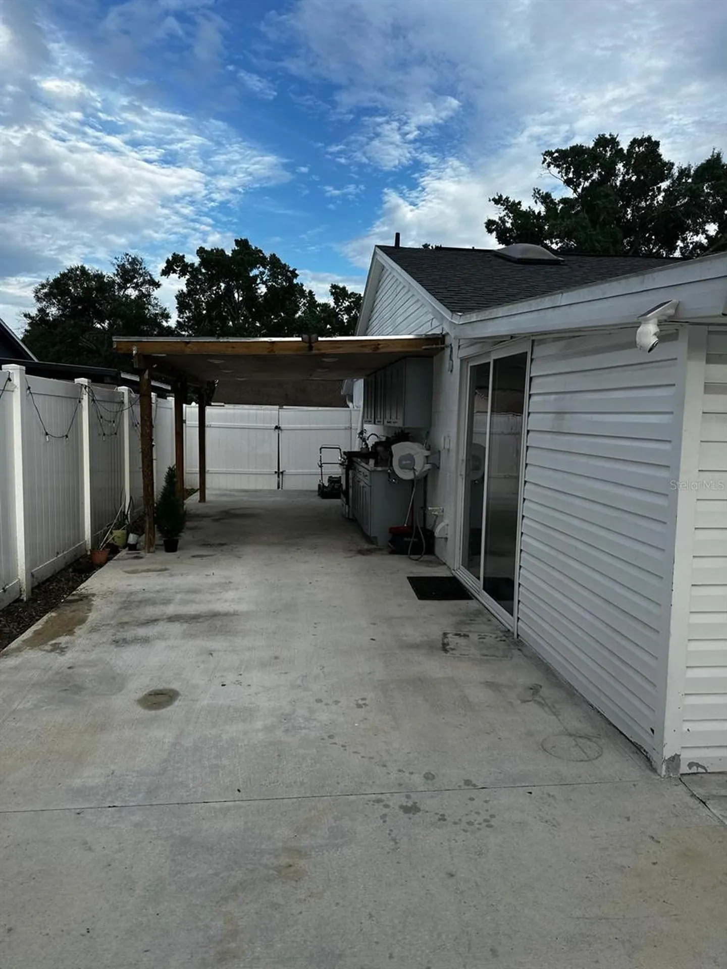 16004 Saddle Creek Drive Tampa FL 33618