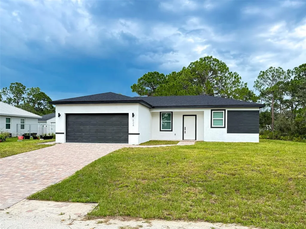 824 Hanover Avenue Sebring FL 33872