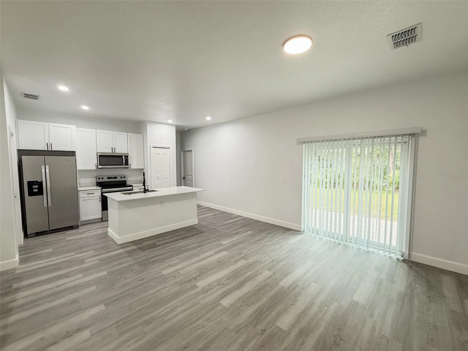 824 Hanover Avenue Sebring FL 33872