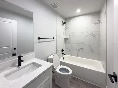 824 Hanover Avenue Sebring FL 33872