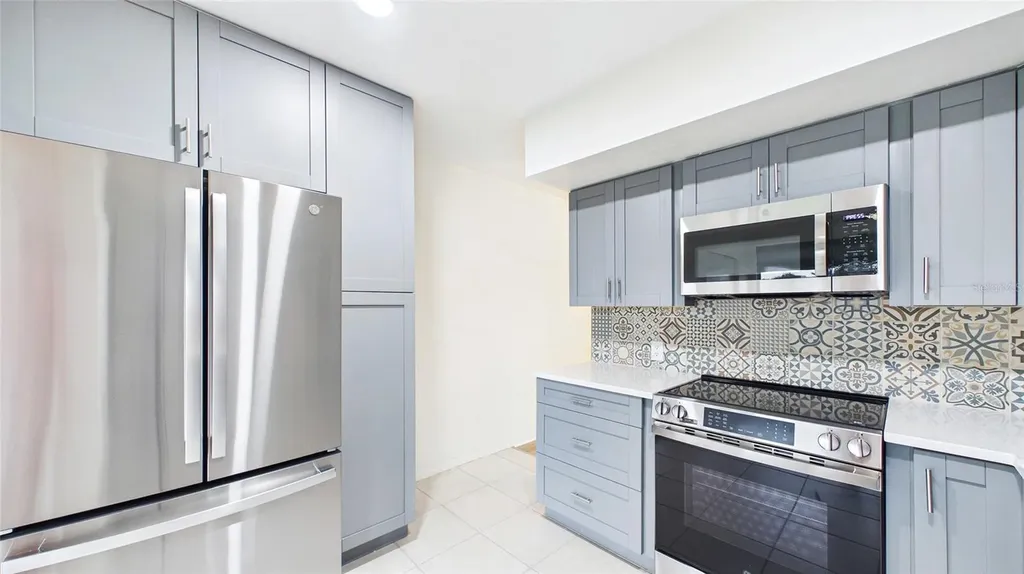 2454 Australia Way E Clearwater FL 33763