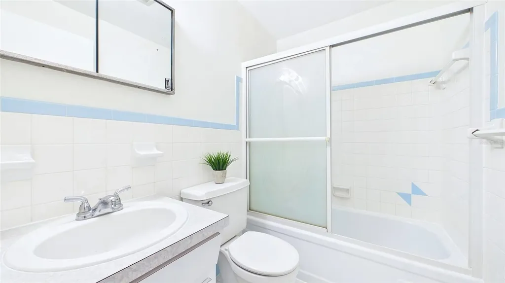 2454 Australia Way E Clearwater FL 33763