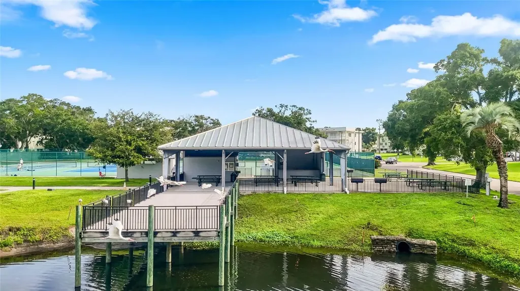 2454 Australia Way E Clearwater FL 33763