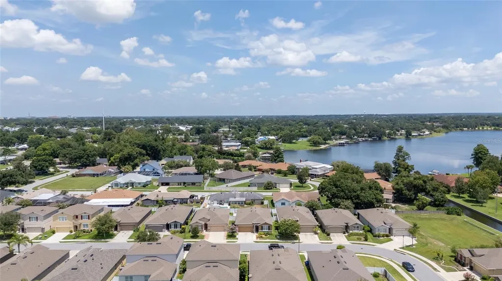 144 Waterside Circle Winter Haven FL 33880
