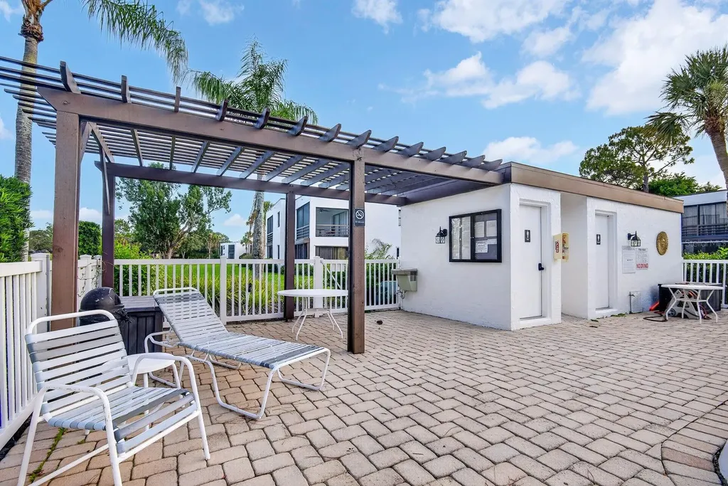 5030 Marsh Field Road Sarasota FL 34235
