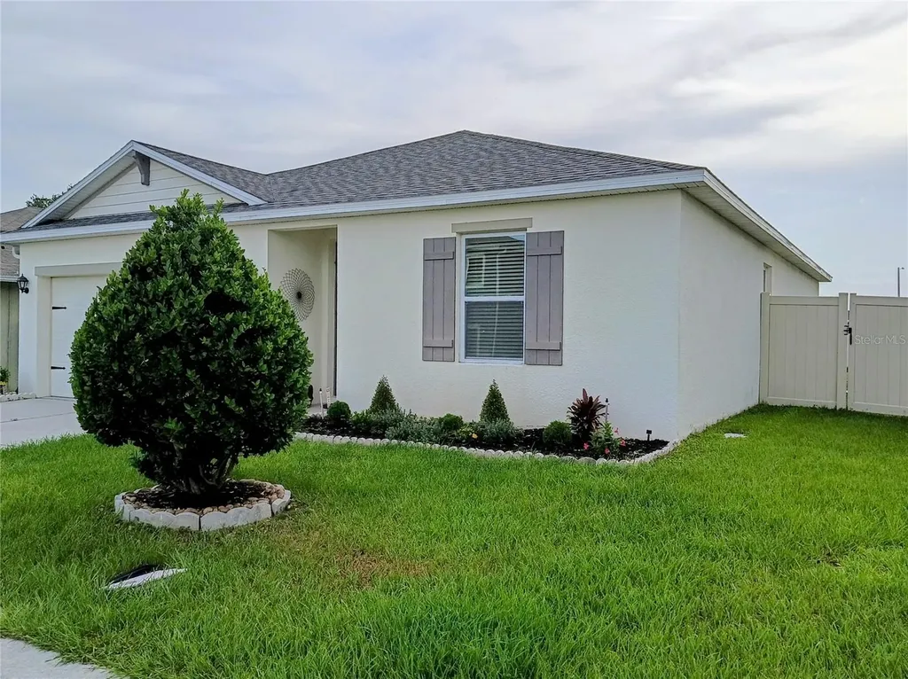 409 Corso Loop Winter Haven FL 33884