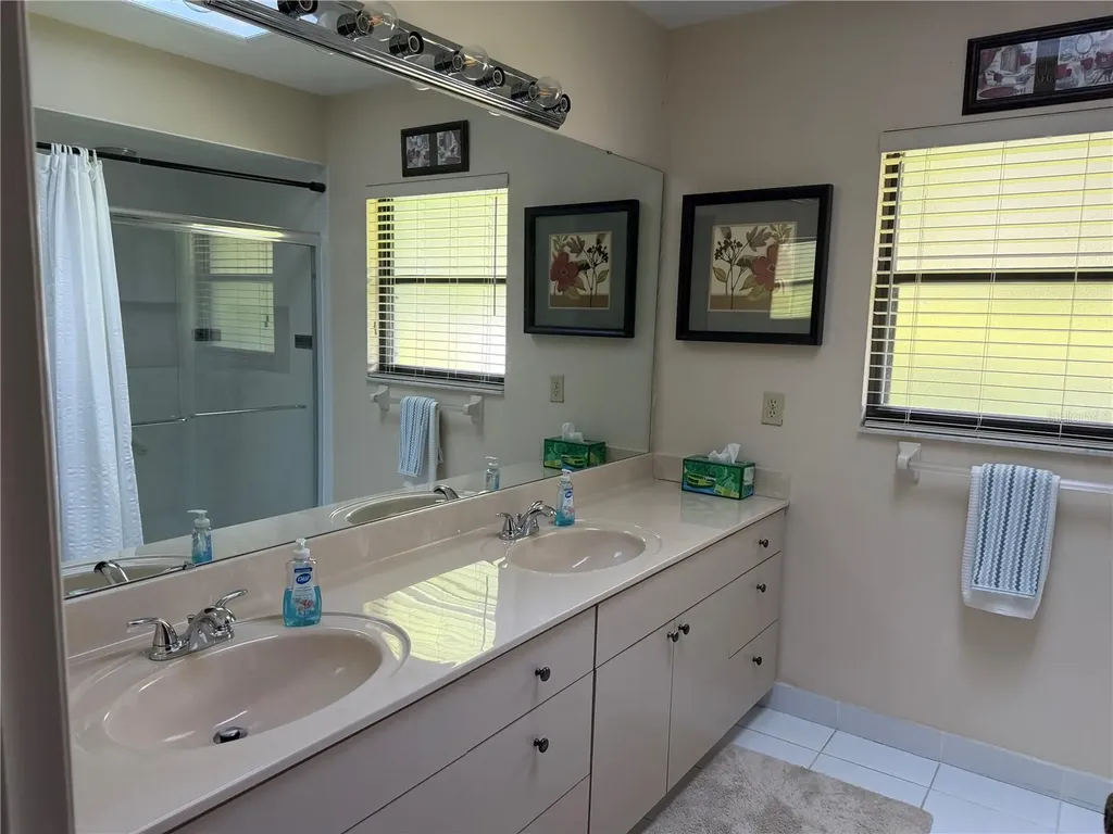 924 Ridgecrest Road Orlando FL 32806