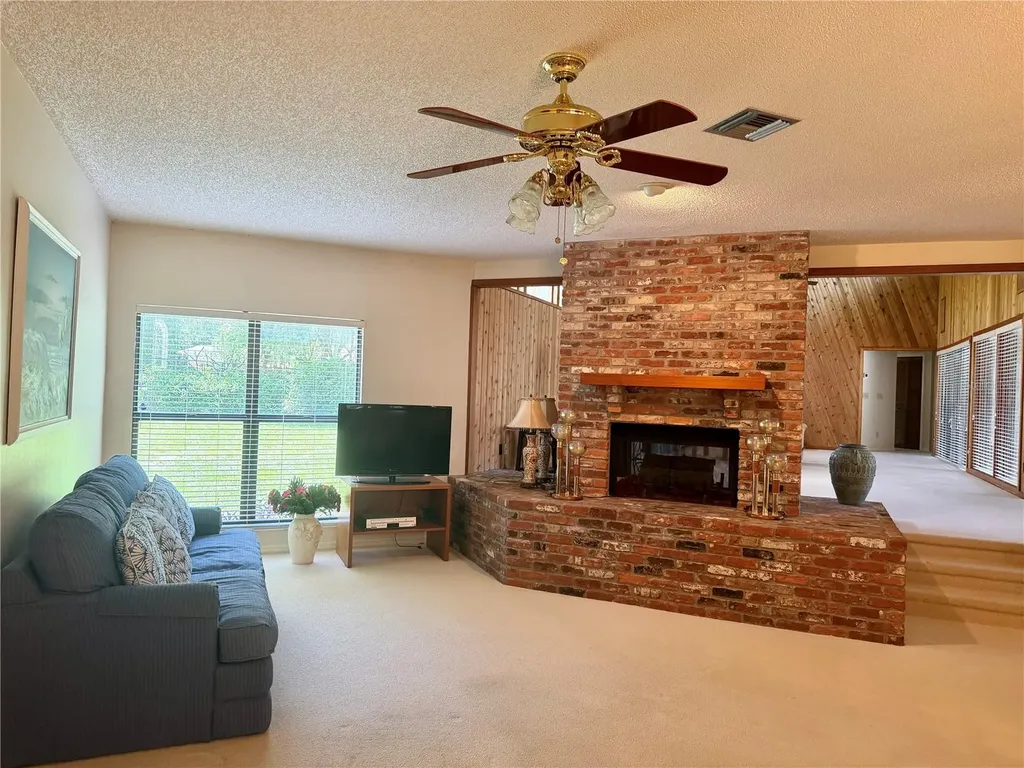 924 Ridgecrest Road Orlando FL 32806