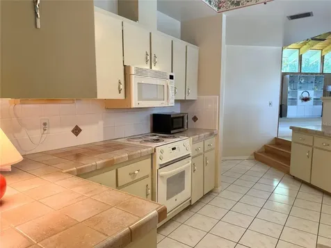 924 Ridgecrest Road Orlando FL 32806