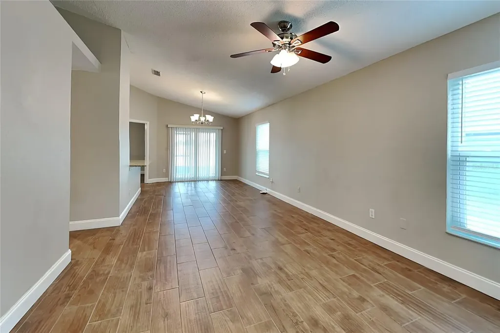 Auburndale FL 33823