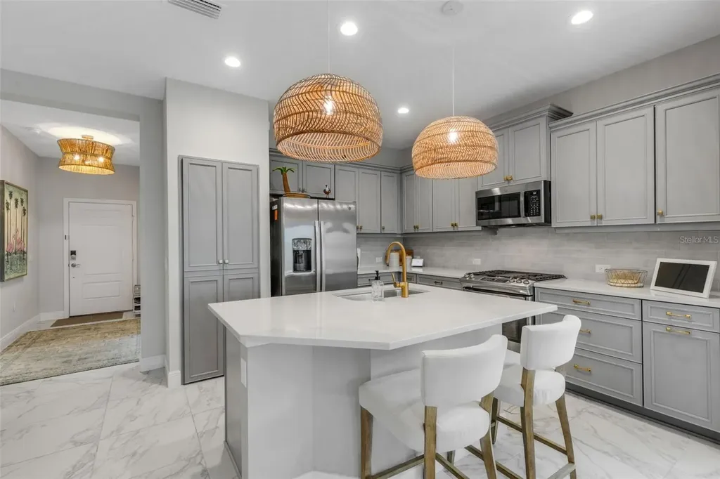 4657 Willow Bend Avenue Parrish FL 34219
