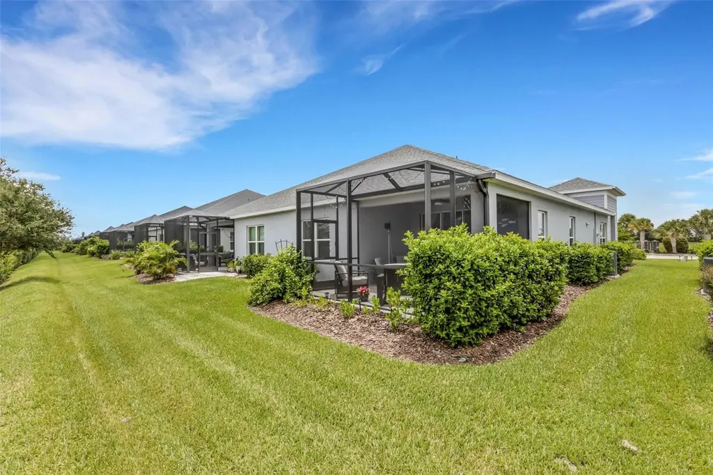 4657 Willow Bend Avenue Parrish FL 34219