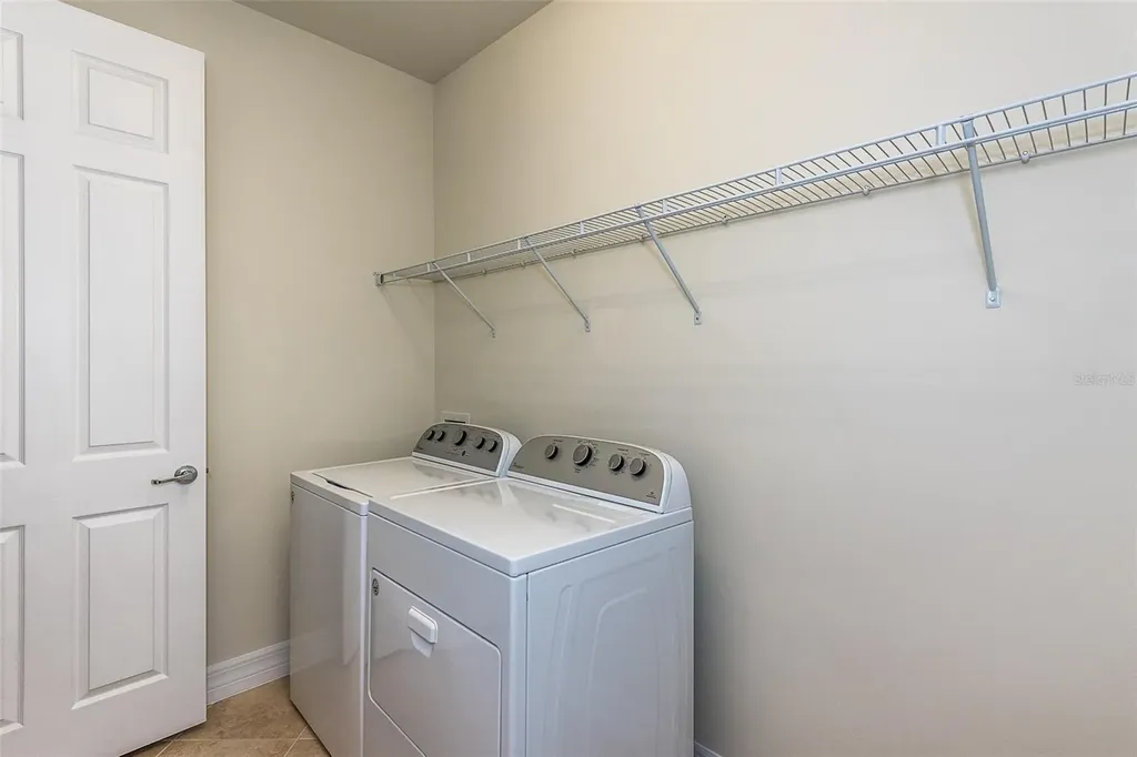 2558 Sherman Oak Drive North Port FL 34289