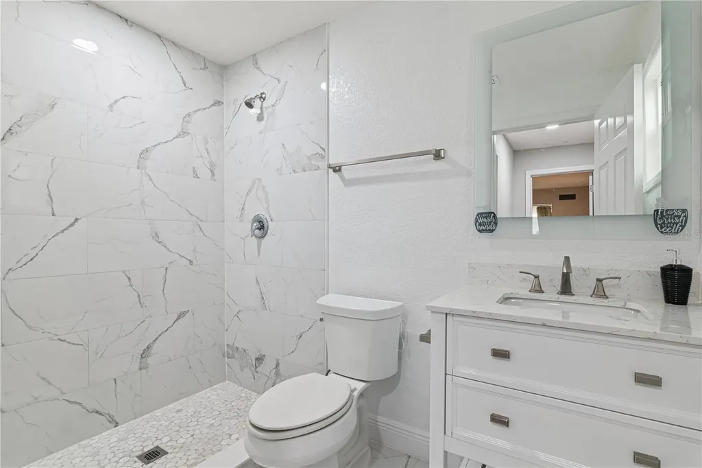 732 E Orange Avenue Eustis FL 32726