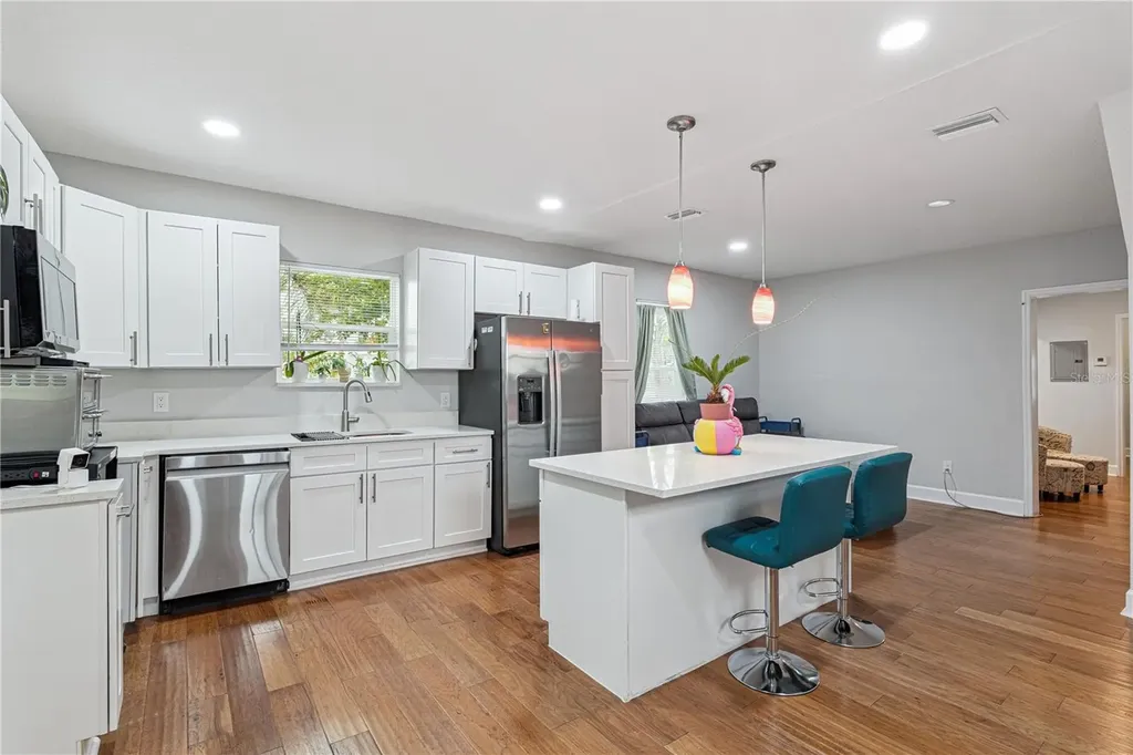 732 E Orange Avenue Eustis FL 32726