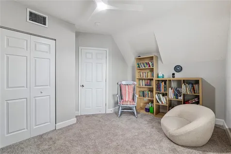 732 E Orange Avenue Eustis FL 32726