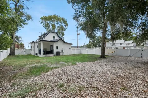 732 E Orange Avenue Eustis FL 32726