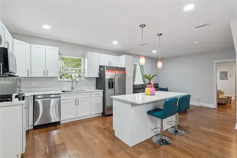 732 E Orange Avenue Eustis FL 32726
