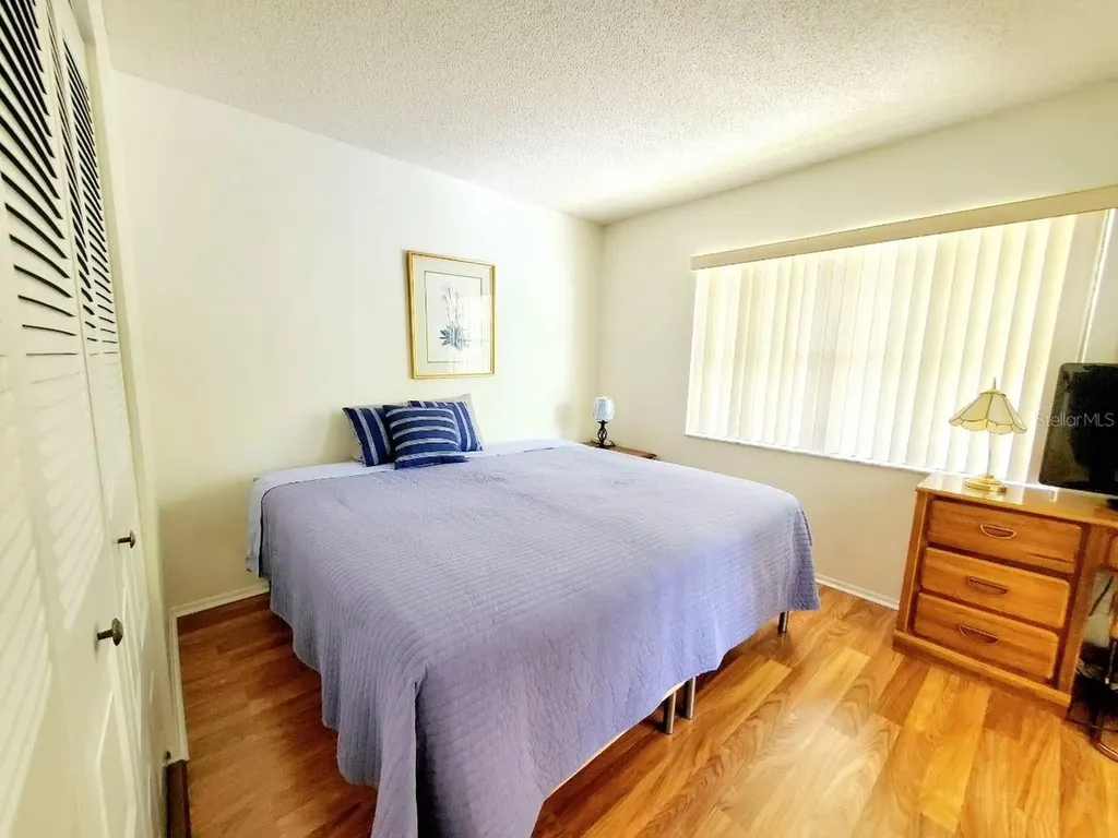 20 Woodlake Place Oldsmar FL 34677
