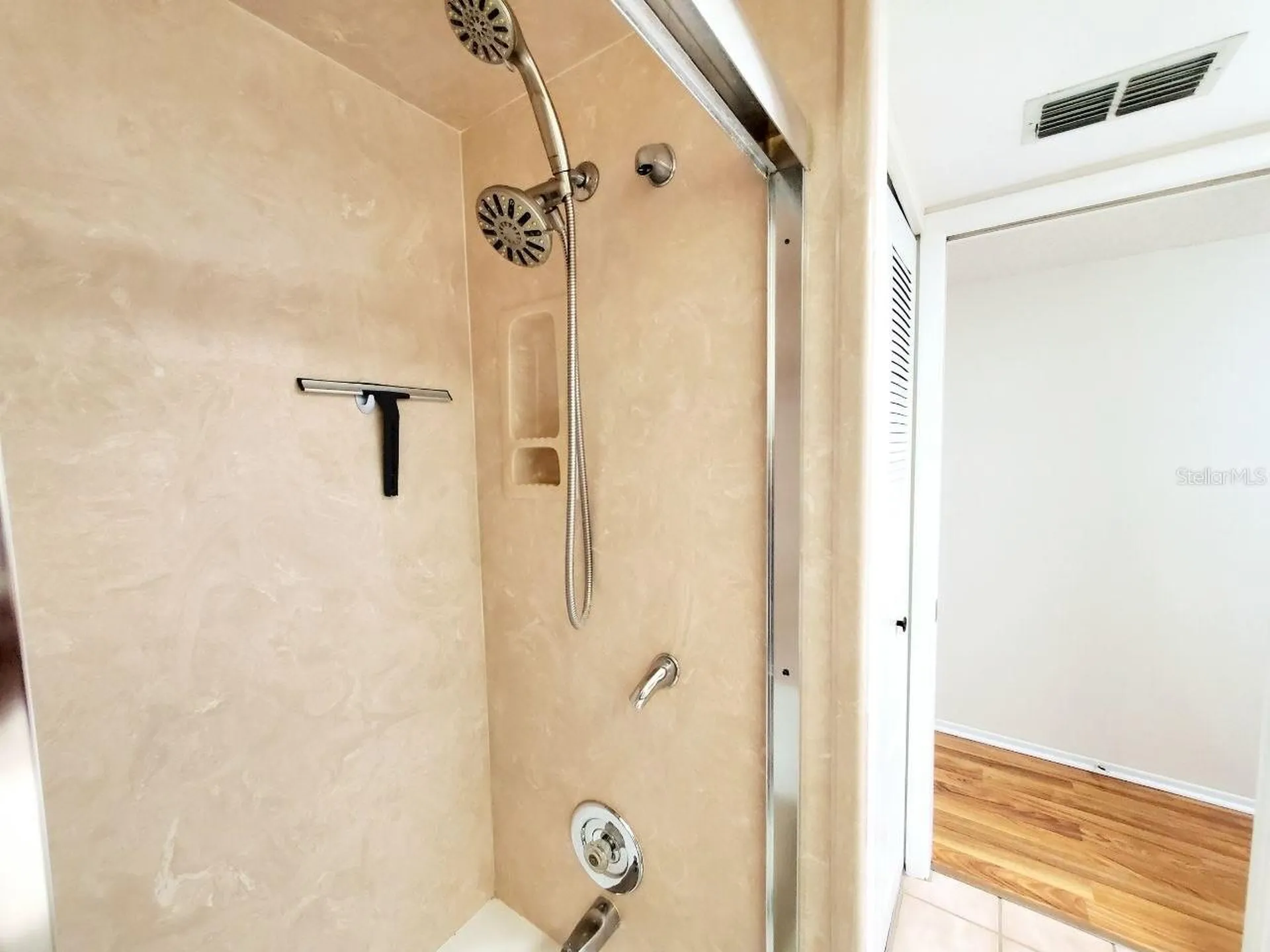 20 Woodlake Place Oldsmar FL 34677