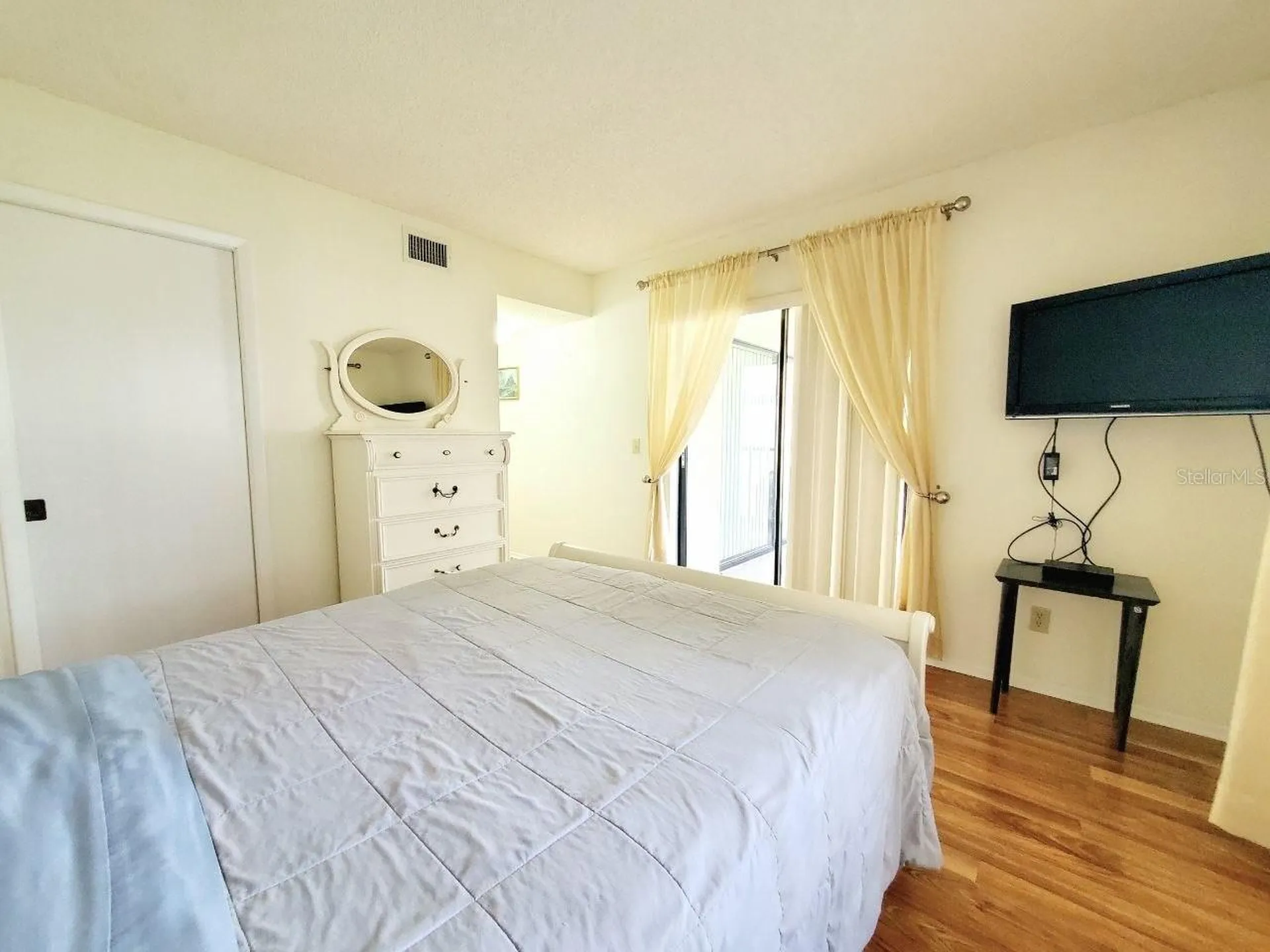 20 Woodlake Place Oldsmar FL 34677