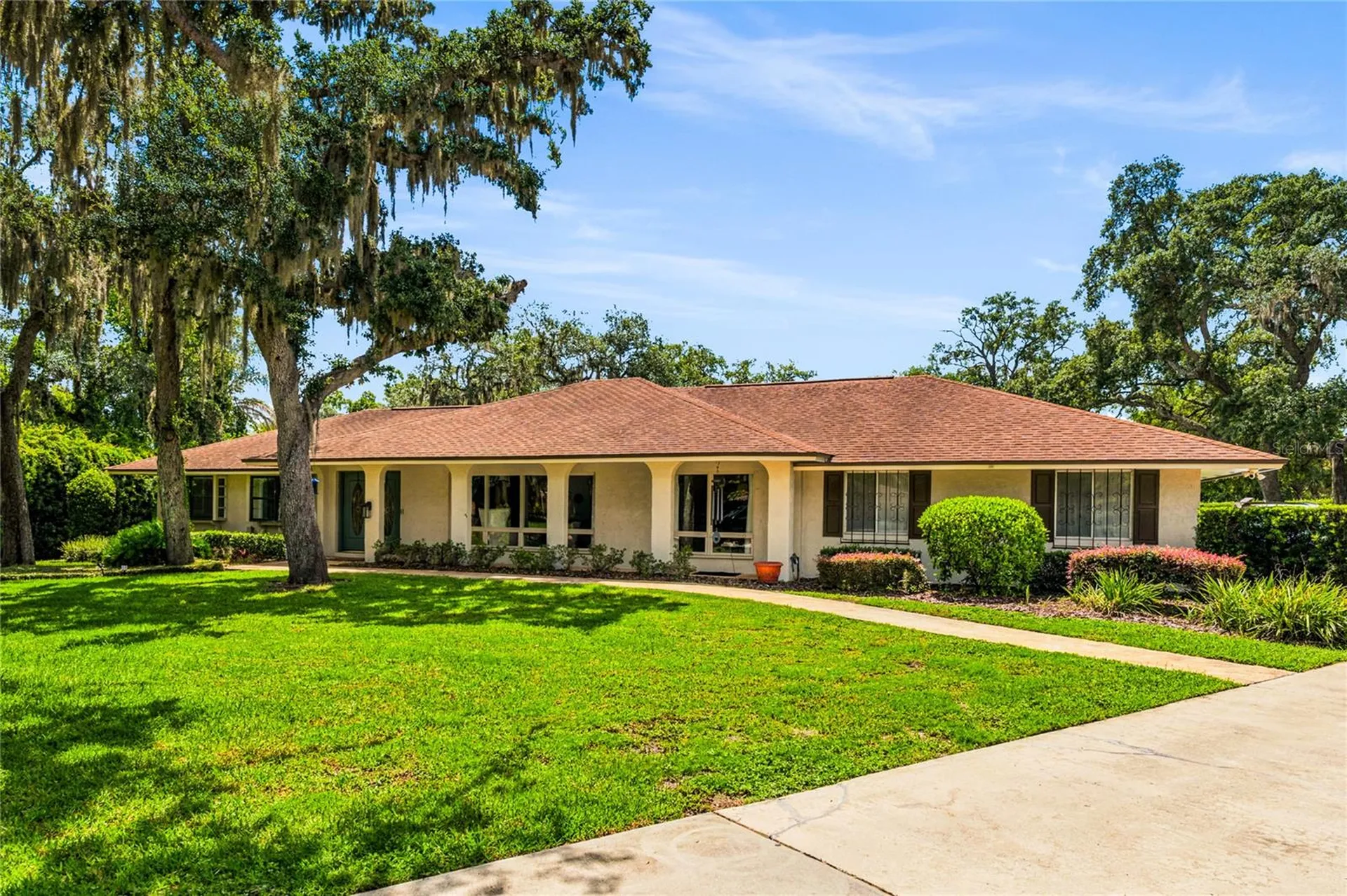 111 Little Oak Lane Altamonte Springs FL 32714