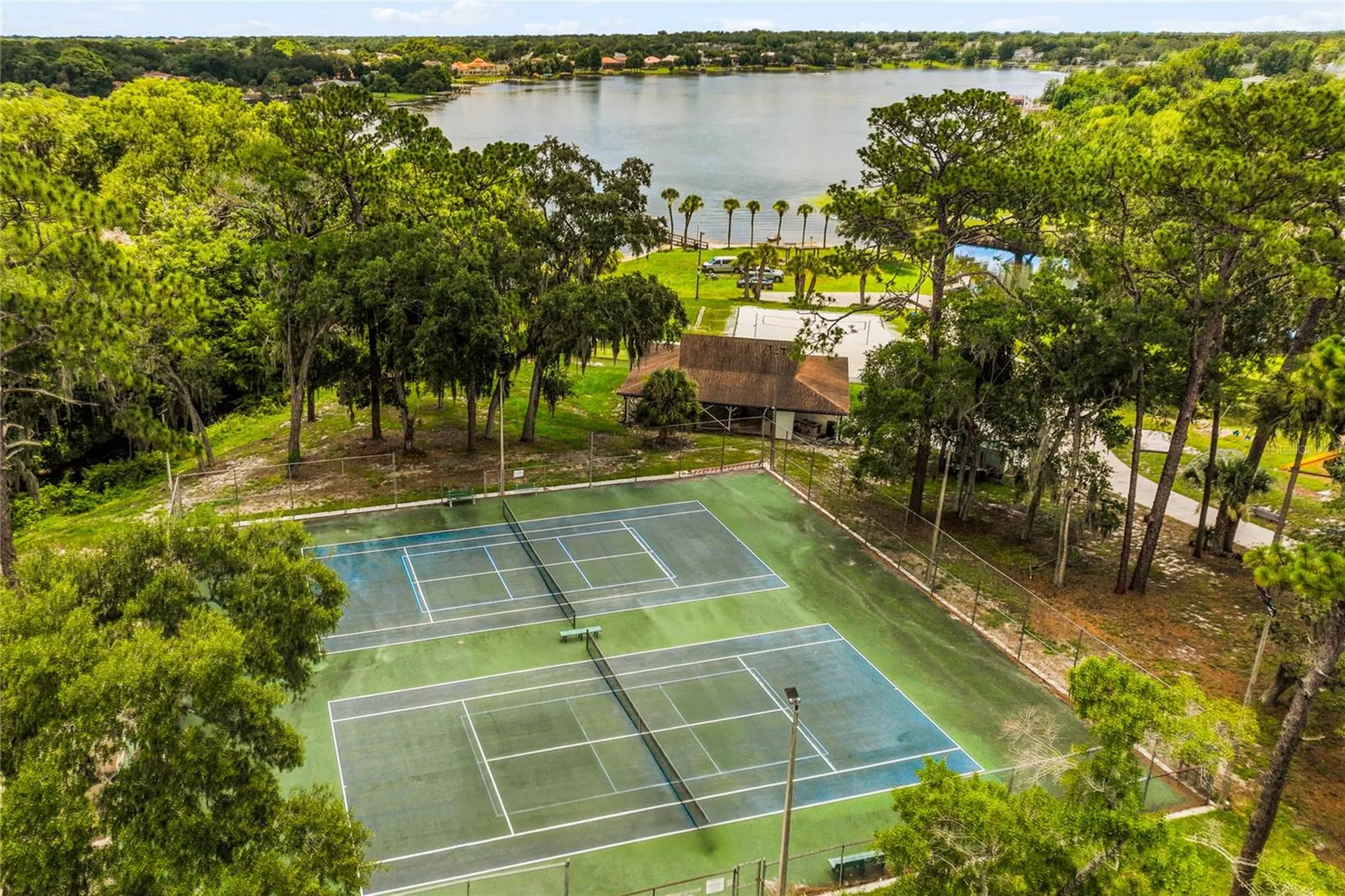 111 Little Oak Lane Altamonte Springs FL 32714