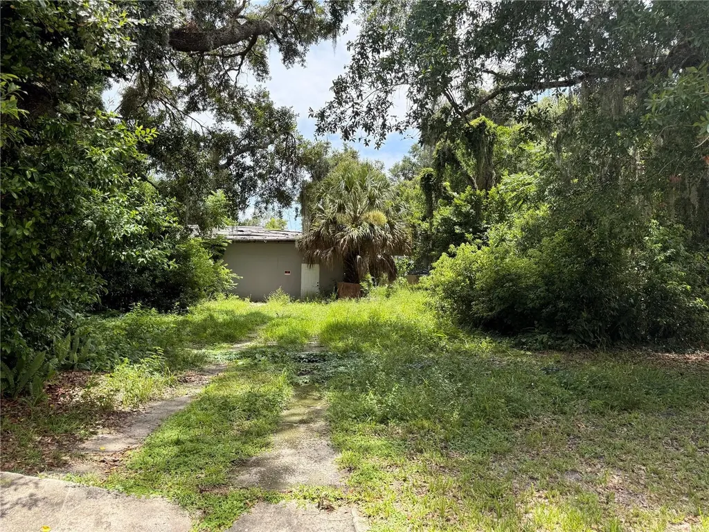 1804 S Maple Avenue Sanford FL 32771