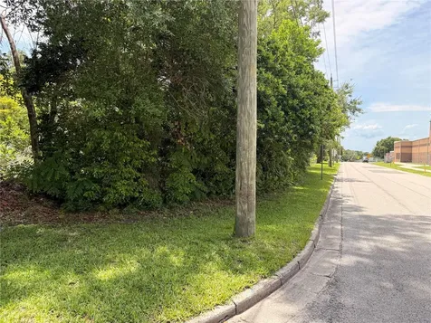 1804 S Maple Avenue Sanford FL 32771