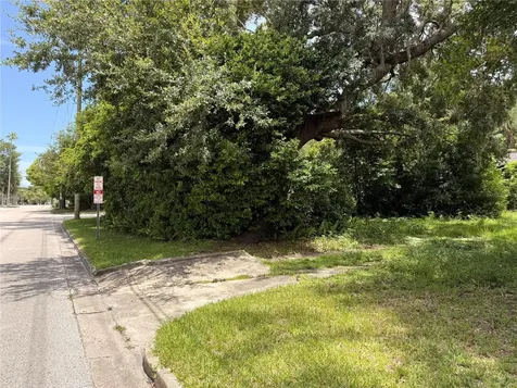 1804 S Maple Avenue Sanford FL 32771
