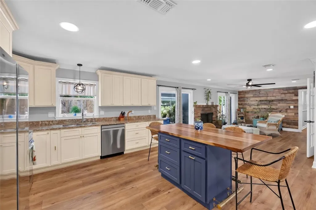 3862 NW 36th Place Gainesville FL 32606