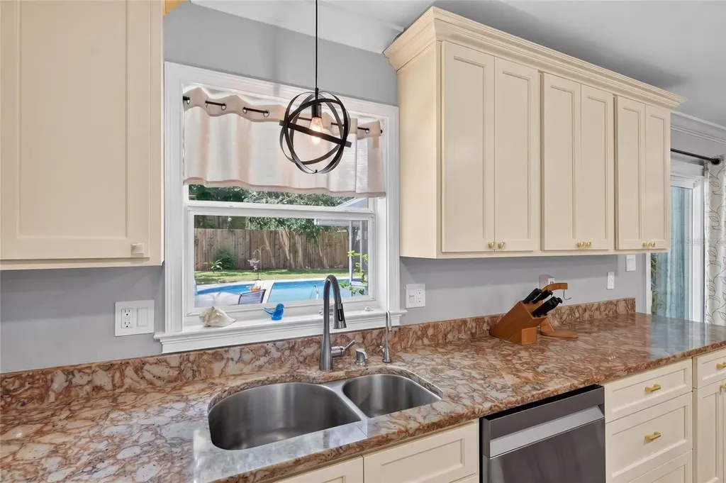 3862 NW 36th Place Gainesville FL 32606