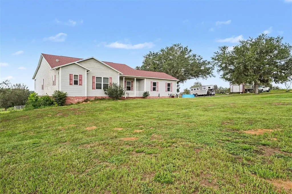36304 Tomkow Lane Dade City FL 33523