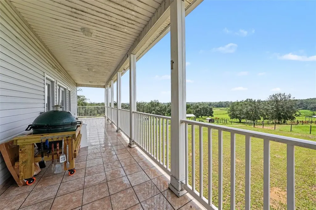 36304 Tomkow Lane Dade City FL 33523