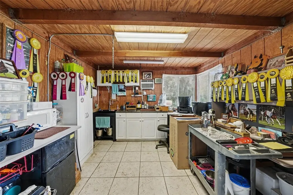 36304 Tomkow Lane Dade City FL 33523