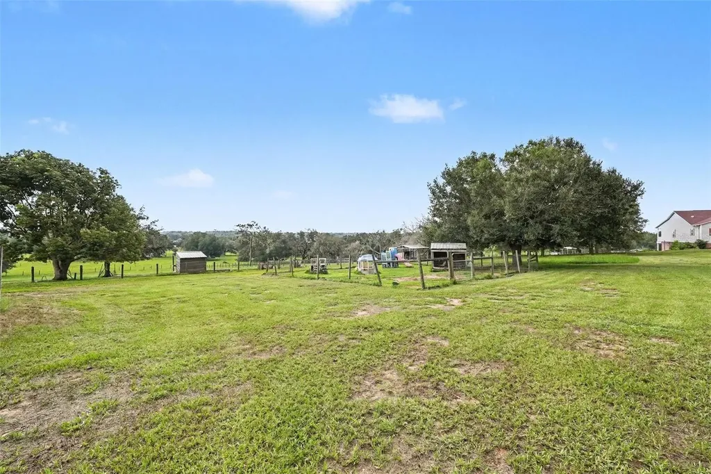 36304 Tomkow Lane Dade City FL 33523