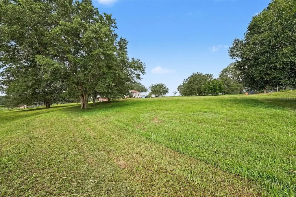36304 Tomkow Lane Dade City FL 33523