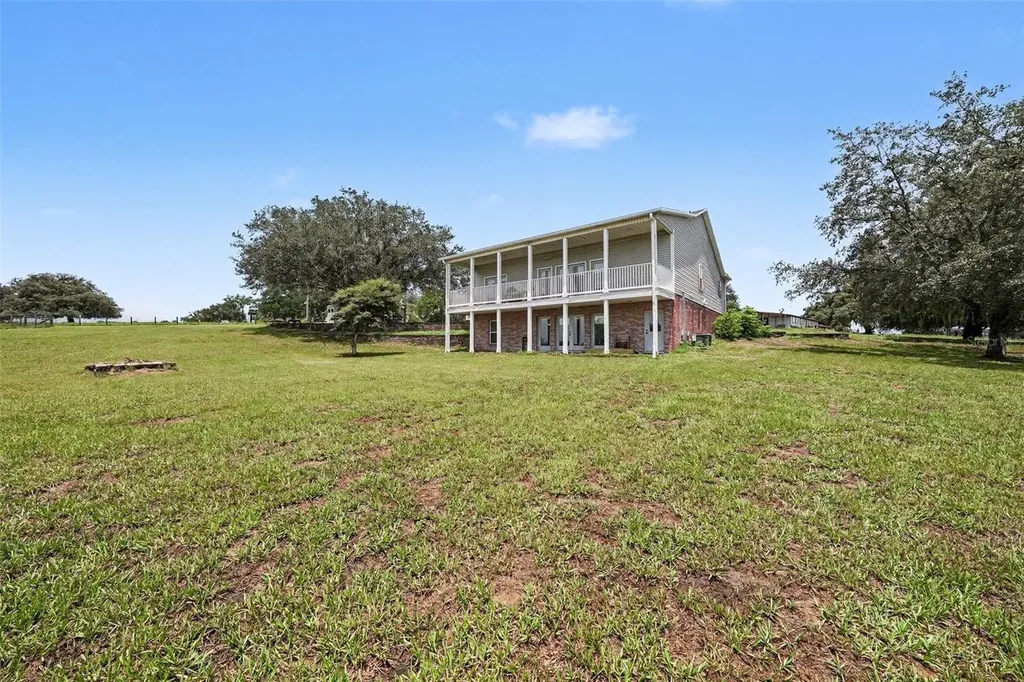 36304 Tomkow Lane Dade City FL 33523