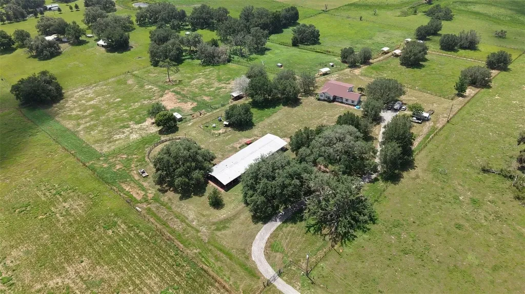 36304 Tomkow Lane Dade City FL 33523