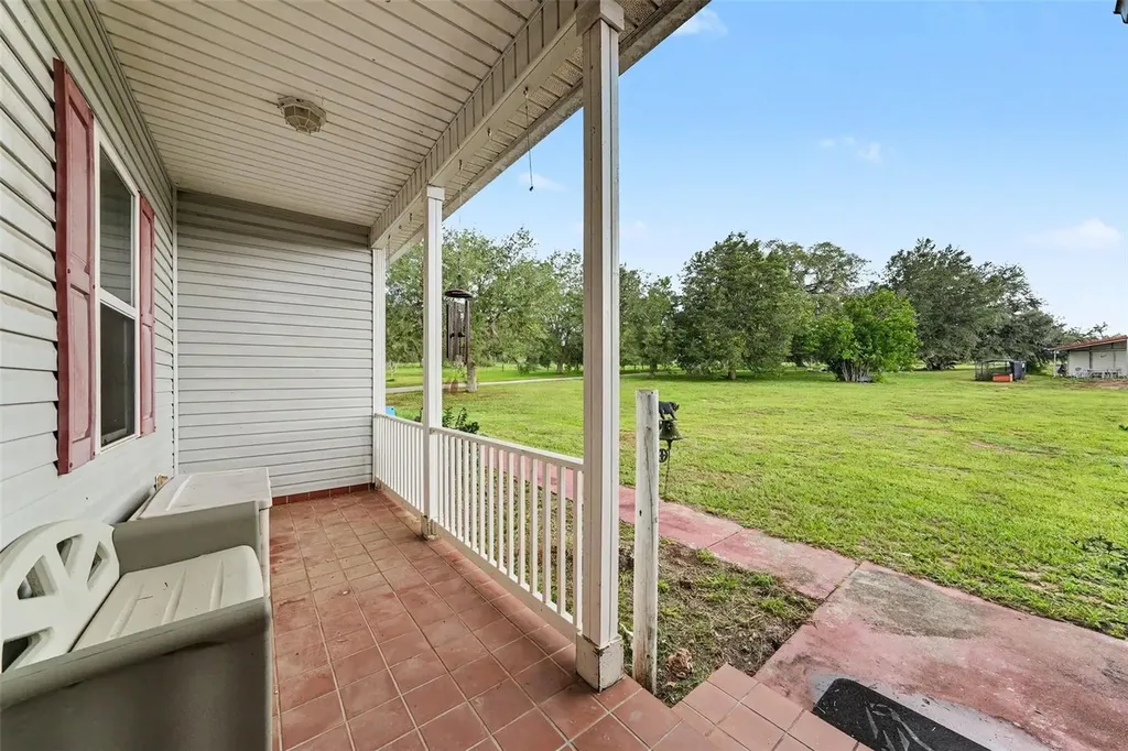 36304 Tomkow Lane Dade City FL 33523