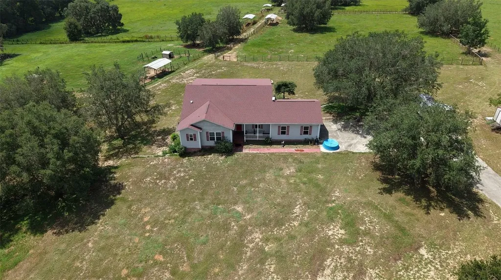36304 Tomkow Lane Dade City FL 33523