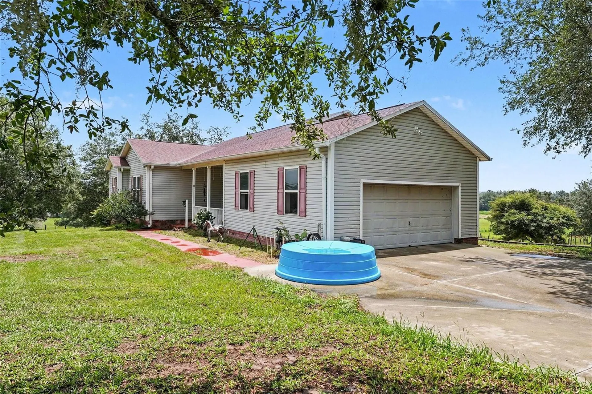 36304 Tomkow Lane Dade City FL 33523