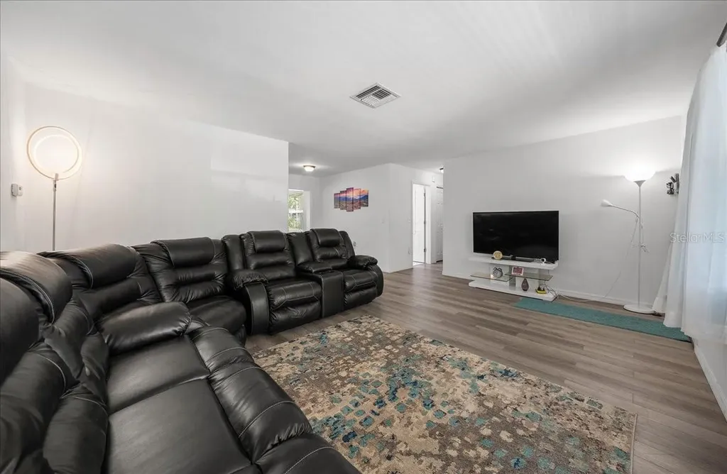 30 N Lincoln Avenue Beverly Hills FL 34465