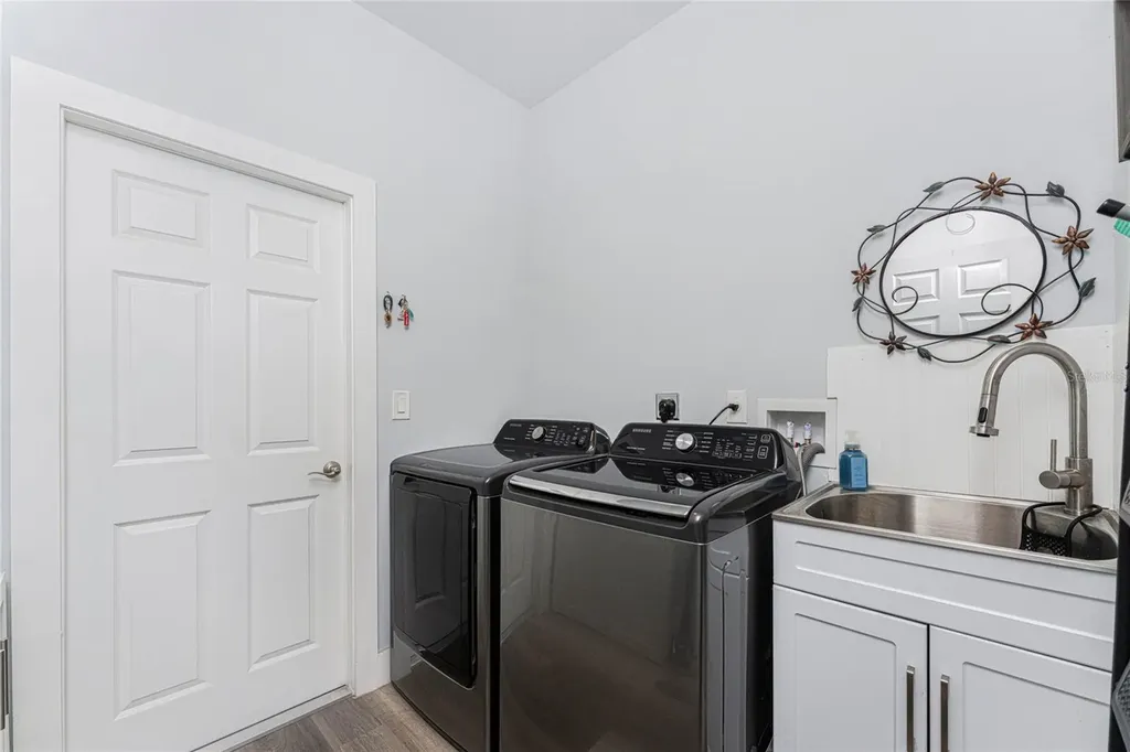 23387 Cedarton Avenue Punta Gorda FL 33980